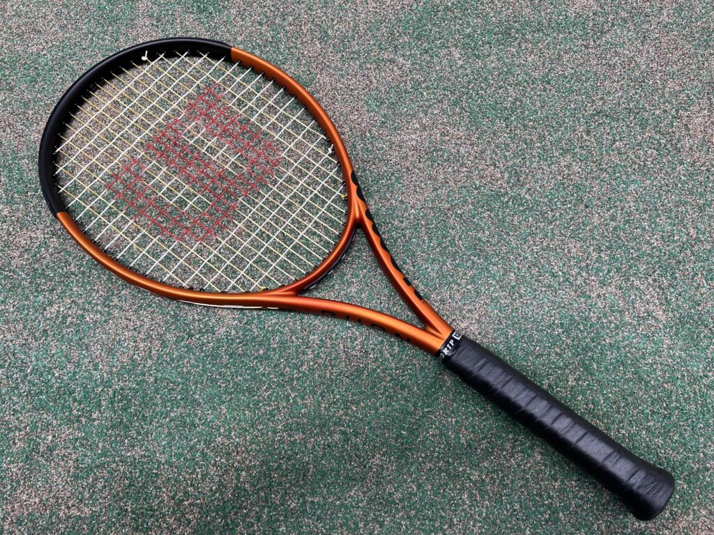 ウイルソン Wilson テニスラケット バーン 100S V4.0 BURN 100S V4.0 WR044811 ウィルソンバーンテニスラケット ついにベールを脱いだWilson新テニス